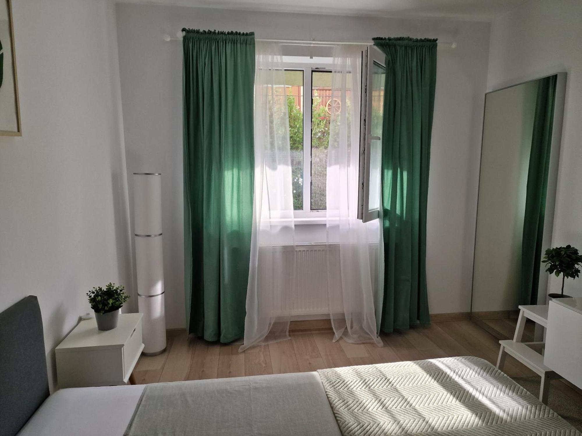 Amazing Apartament With Garden Bucharest Airport Self Check-In!! Otopeni Dış mekan fotoğraf
